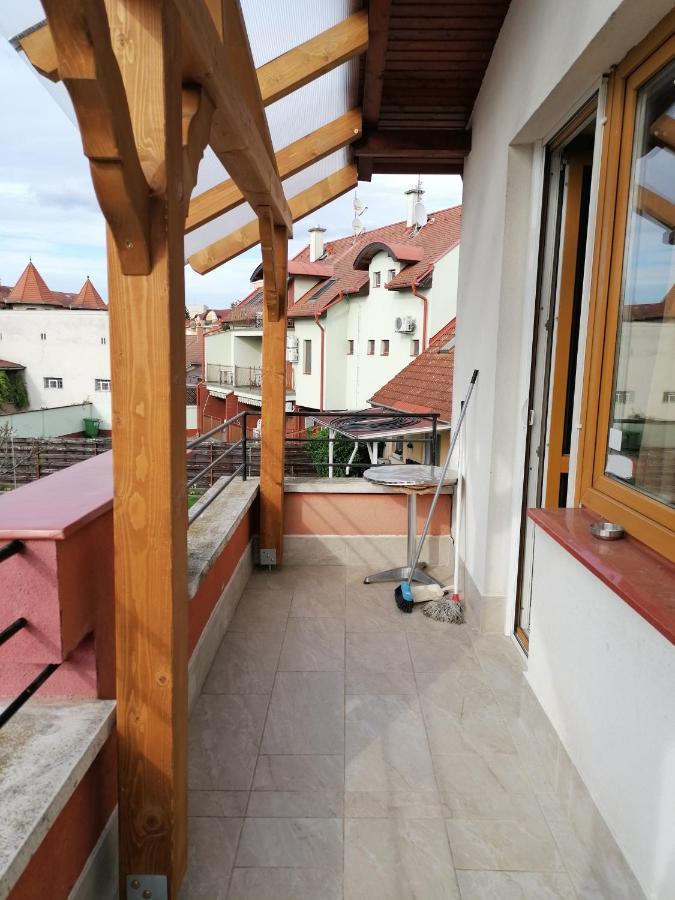 Betty-Major apartman Hajdúszoboszló Exteriör bild