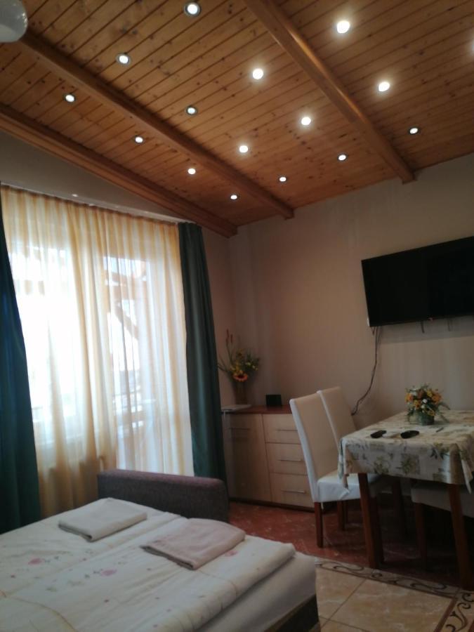 Betty-Major apartman Hajdúszoboszló Exteriör bild